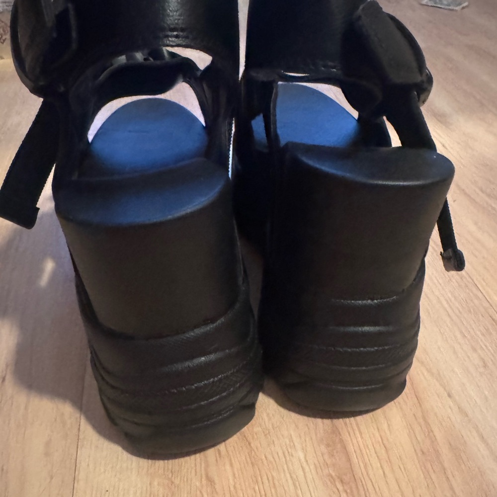 Platform Sport Sandals for Women - Black - Picture 5 of 8